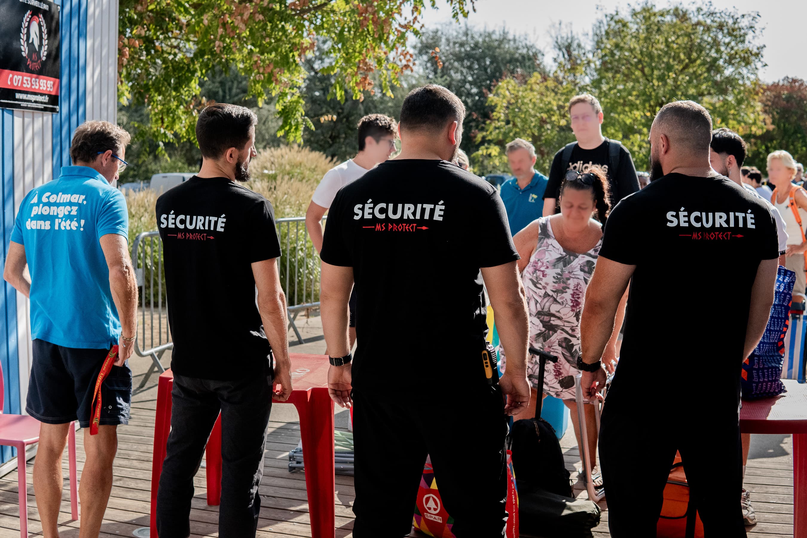 Agents MS Protect assurant le contrôle d'accès lors d'un événement